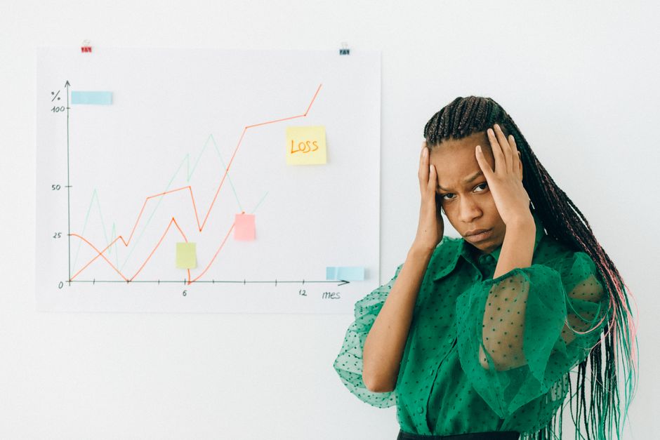 graph showing website rankings dropping after losing high-quality backlinks - monitor backlinks tutorial graph showing website rankings dropping after losing high-quality backlinks - monitor backlinks tutorial